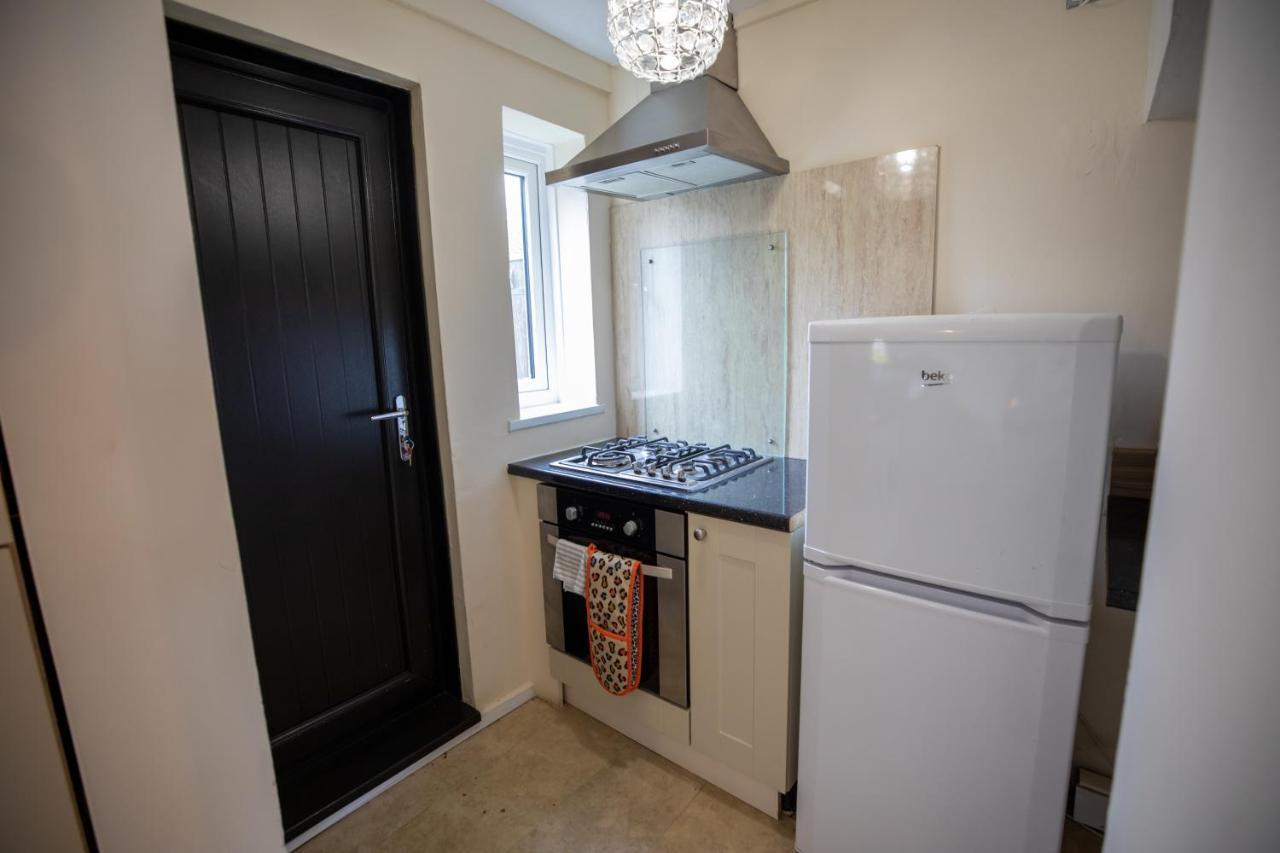 Og Stays Ii- 3Bedroom House Near Nissan & Stadium, Free Parking Sunderland  Bagian luar foto